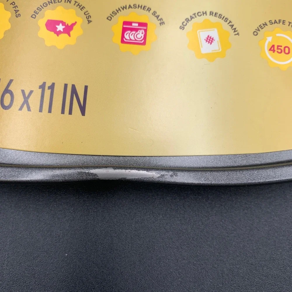 Wilton Gold Premium Non-Stick 12-Cavity Muffin Top Pan 16x11 Dents